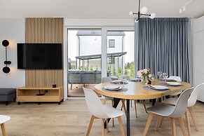 Dom Rajska by Renters