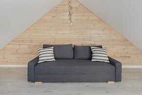 Dom Rajska by Renters