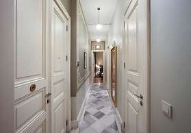 Meroddi Galata Flats