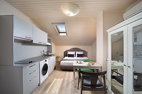 Meroddi Galata Flats