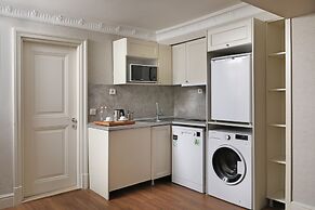 Meroddi Galata Flats