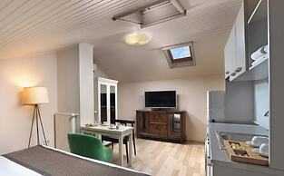 Meroddi Galata Flats