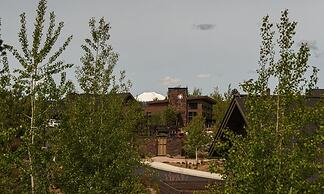 Stone 5 Bedroom Home by Redawning