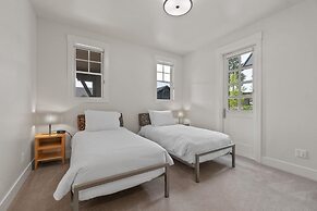 Stone 5 Bedroom Home by Redawning