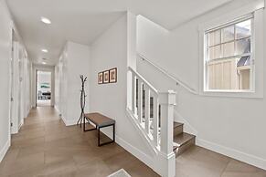 Stone 5 Bedroom Home by Redawning