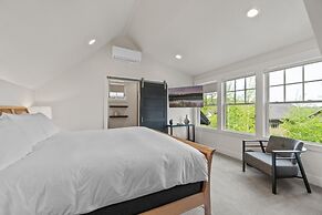 Stone 5 Bedroom Home by Redawning