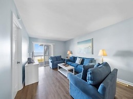 Ocean Vibes 4 Bedroom Home by RedAwning