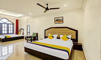 Itsy Hotels Regalia Grand, 500 Mtrs From Madikeri Fort