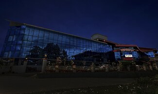 Itsy Hotels Regalia Grand, 500 Mtrs From Madikeri Fort