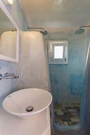 Peristeronas Village