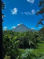 Arenal Roca Suites