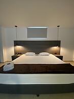 Hotel California City