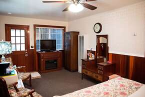 Miranda Gardens Resort