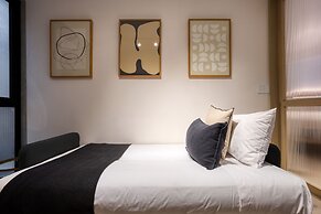 ULIV Edgar Allan Poe