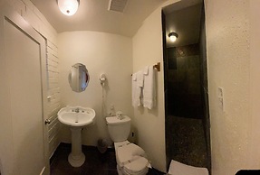Sierra Woods Lodge
