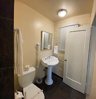 Sierra Woods Lodge