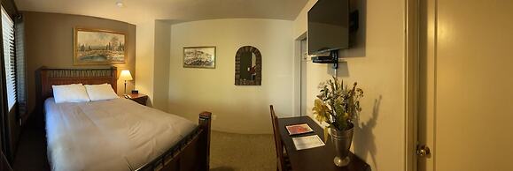 Sierra Woods Lodge