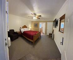 Sierra Woods Lodge