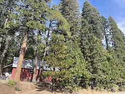 Sierra Woods Lodge