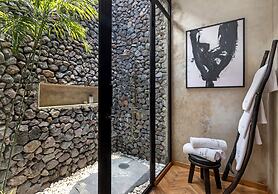 Villa Wolfe by Villa Finder