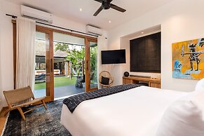 Villa Wolfe by Villa Finder