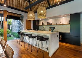 Villa Wolfe by Villa Finder