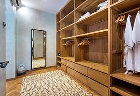 Villa Wolfe by Villa Finder