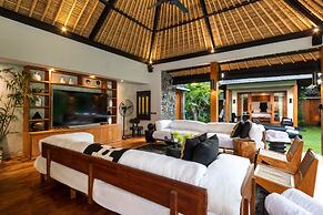 Villa Wolfe by Villa Finder