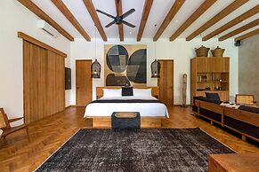 Villa Wolfe by Villa Finder