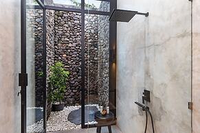 Villa Wolfe by Villa Finder