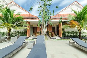 Sea Breeze Hotel & Villa