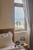 Sea Breeze Hotel & Villa