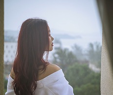 Sea Breeze Hotel & Villa