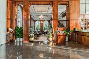 Sea Breeze Hotel & Villa