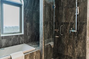 Sea Breeze Hotel & Villa