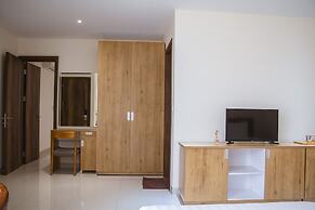 Sea Breeze Hotel & Villa