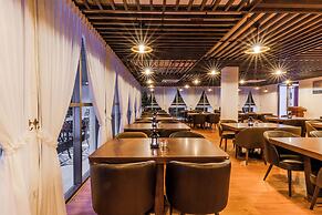 Sea Breeze Hotel & Villa