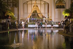 Sea Breeze Hotel & Villa