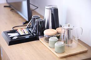 Sea Breeze Hotel & Villa