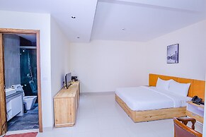 Sea Breeze Hotel & Villa