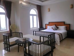 SONG HONG VIEW HOTEL