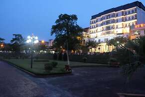 SONG HONG VIEW HOTEL