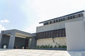 Greenhill Mountain City View 8BR Villa Heated Pool