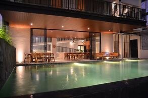 Greenhill Mountain City View 8BR Villa Heated Pool