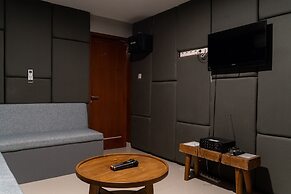 Greenhill Mountain City View 8BR Villa Heated Pool