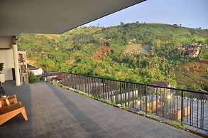 Greenhill Mountain City View 8BR Villa Heated Pool