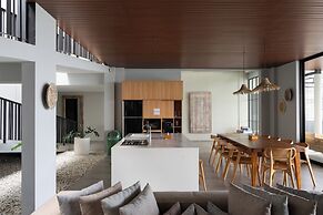 Greenhill Mountain City View 8BR Villa Heated Pool