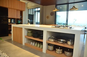 Greenhill Mountain City View 8BR Villa Heated Pool