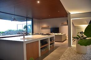 Greenhill Mountain City View 8BR Villa Heated Pool