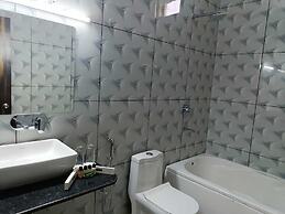 Hotel Rajwada Palace